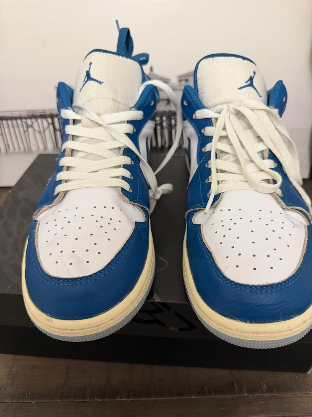JORDAN 1 LOW SE INDUSTRIAL BLUE